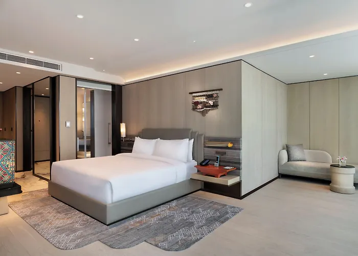 Hilton Hotel 5*